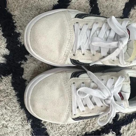 Vans Women’s White and Black Sneakers - Picture 3 of 5